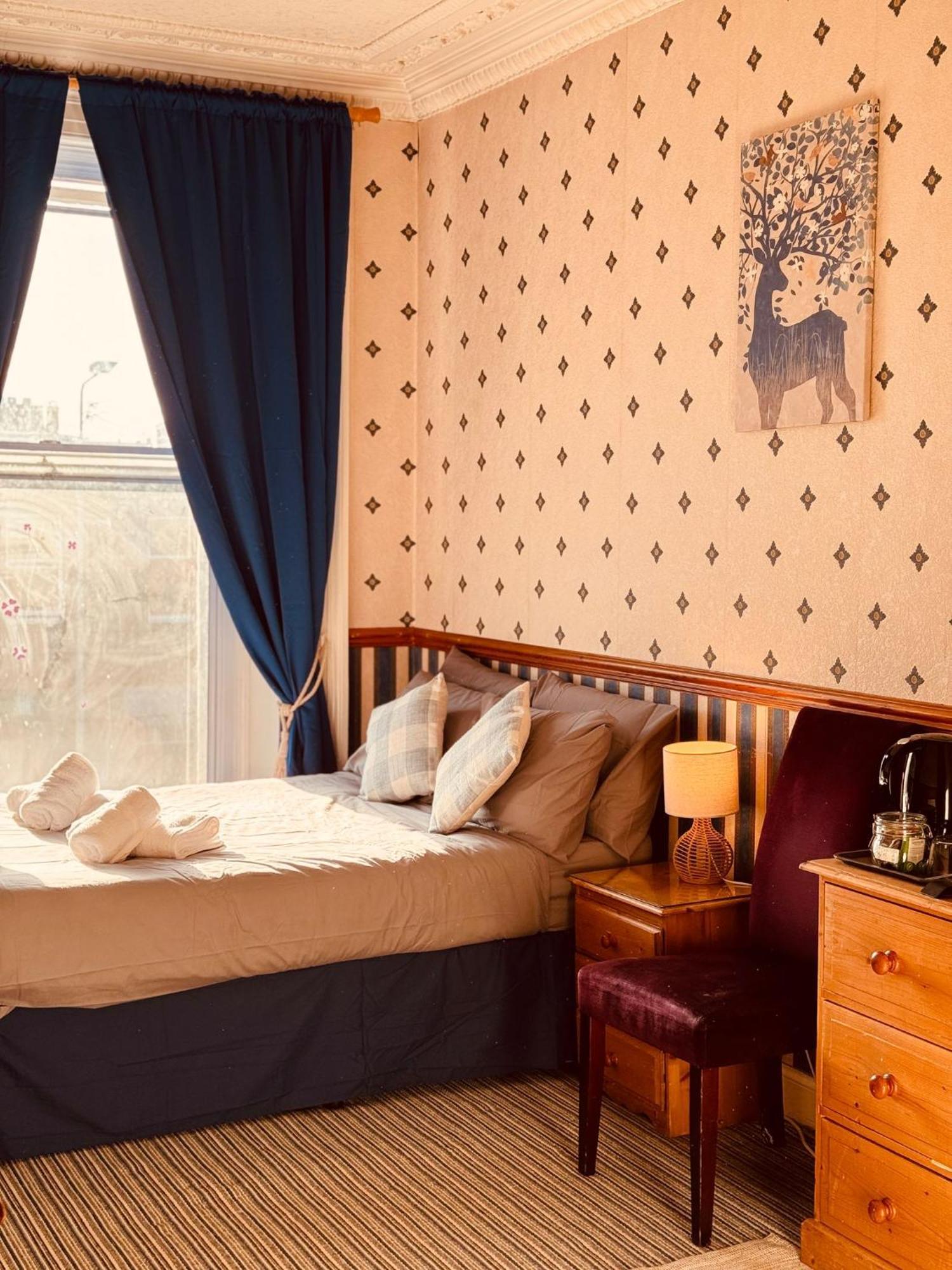 Edinburgh Travel Guest House Exterior photo