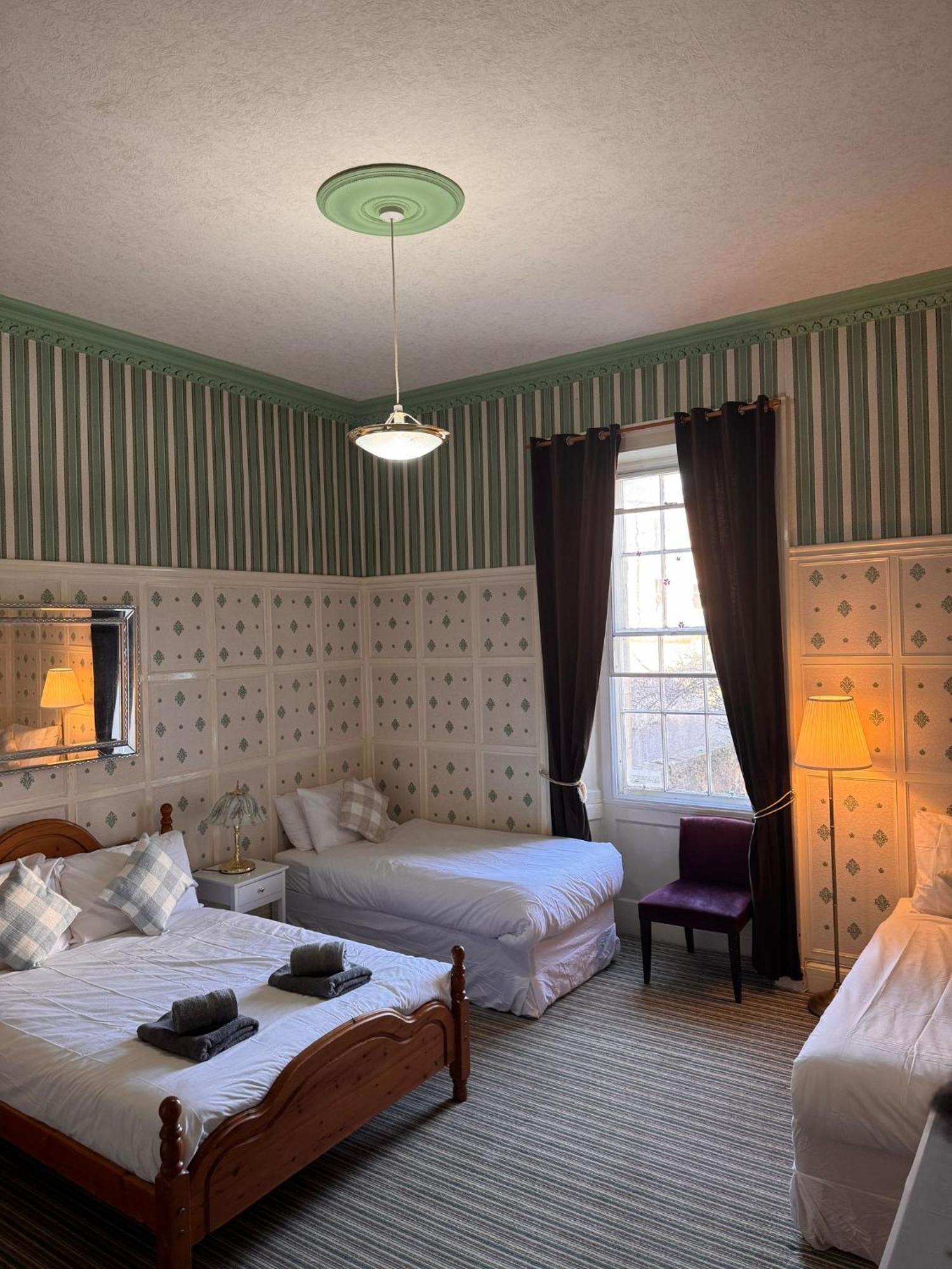Edinburgh Travel Guest House Exterior photo